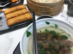 馋嘴炸猪排-馋三尺蟹粉小笼(人民广场店)