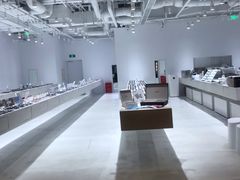 -JINS(上海环球金融中心店)