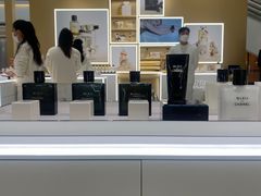 -CHANEL(恒隆广场店)