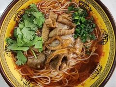 牛杂粉-正宗襄阳一桥陈家牛肉面
