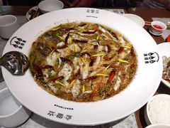 -渔语鱼新川菜Bistro(万象天地店)