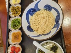 -寄畅興·百年蟹黄面·万国建筑群(外滩27号店)