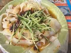 -艾力江和田馕坑烤肉店