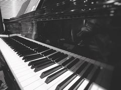 -七弦之上钢琴培训学校