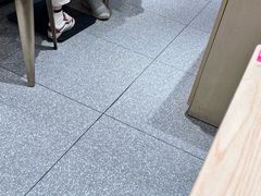 -小杨生煎(浦江欢乐颂店)