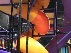 -Tenker Club弹刻极限主题公园 · 蹦床 · 团建 · 生日派对(大关店)