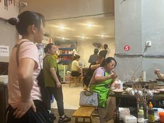 -黄潇洒老火锅(九眼桥宏济巷店)