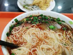 -牛一嘴·兰州牛肉面·大盘鸡(财富中心店)