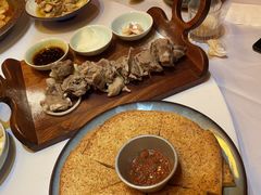 招牌胡饼-丝路金桃·新疆菜(徐汇店)