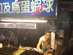 -六合夜市