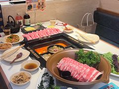-老牌坊云南鱼豆花火锅(哈西万达店)