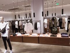 -URBAN REVIVO(西安Momopark店)