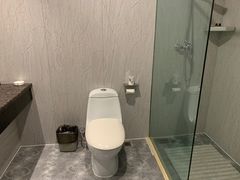 -库车国际酒店(火车站东湖公园店)