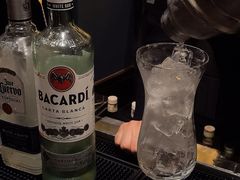 -龙虾酒吧扒房(宁波香格里拉店)