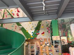 -绿壁虎攀岩基地(Tcar店)