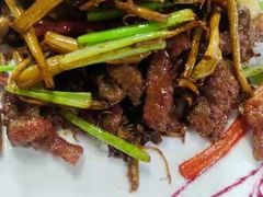 -峨嵋小镇·川菜(正定朗华店)