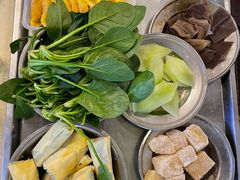 -月圆火锅(宁海东路二店)