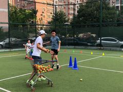 -快网网球俱乐部(长宁区金桥花园球场)