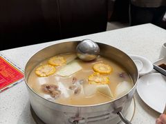 -肥仔文澳门猪骨煲(南京西路店)