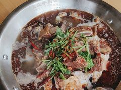 -大众跷脚牛肉馆·非遗传承单位(峨眉山店)