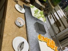 -大中华希尔顿酒店-念自助餐·嗨啤·小龙虾