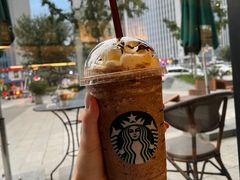 -星巴克(济南美莲广场店)