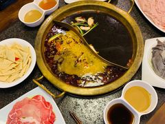 -小天鹅火锅·一线江景洪鼎旗舰店(洪崖洞店)