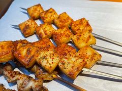 鱼豆腐-京B·东篱精酿啤酒音乐餐厅