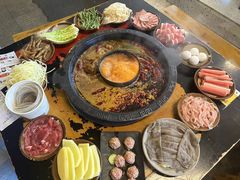 -黄潇洒老火锅(九眼桥宏济巷店)