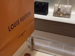 -LV路易威登(海信广场店)