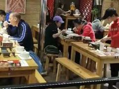 大堂-管氏翅吧(护国寺店)