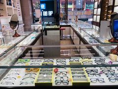 -明月眼镜(三坝店)
