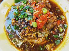 -拈签一笑黄牛肉辣卤串串