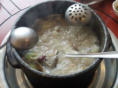 -鲁朗纳麦石锅鸡庄园