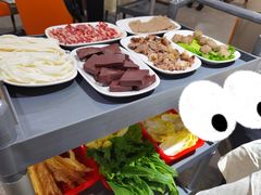 -聚鲜港（五洞）牛肉自选火锅