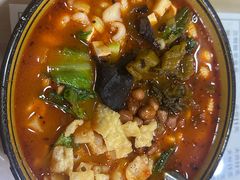 -吴三酸菜麻食酱香面馆(印花布园小区店)