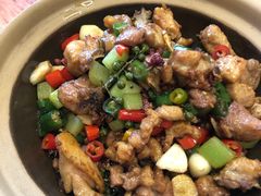 -彧玖食坊·川式砂锅酒馆(成山路店)