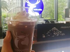 摩卡-瑞幸咖啡(南昌国际金融中心店)