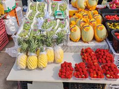 -雪绒花路停车场