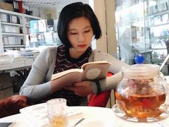 -物质生活书·酒吧