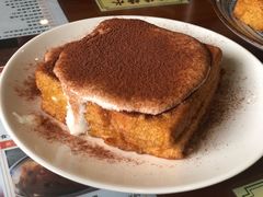 小龙凤漏奶华-小龍鳳餐室(番禺路店)