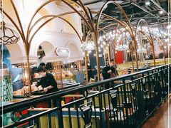 -五月罗马海鲜自助餐厅(月星环球港店)