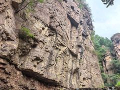 -龙潭大峡谷