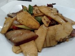 井冈山烟笋炒腊肉-白鹿江西餐厅(北师大店)