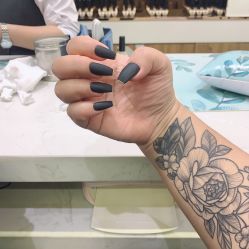 -手牵手美甲