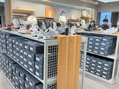 -王府井奥莱棋盘山小镇