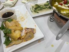 特色白斩鸡-老大同酒家·糟卤·本帮菜(中山公园店)