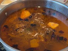 -七欣天香辣蟹火锅(闵行浦江欢乐颂店)