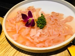 -三人行骨头王火锅(长寿店)