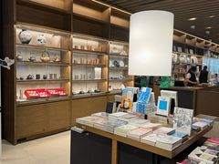 -茑屋书店(天目里店)